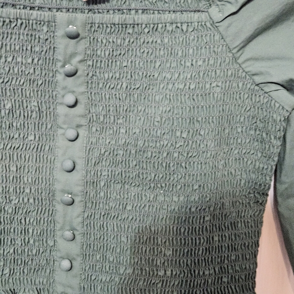 NWOT American Eagle Small Smocked Square Neck Ruffle Puff Sleeve Blouse - Picture 2 of 10